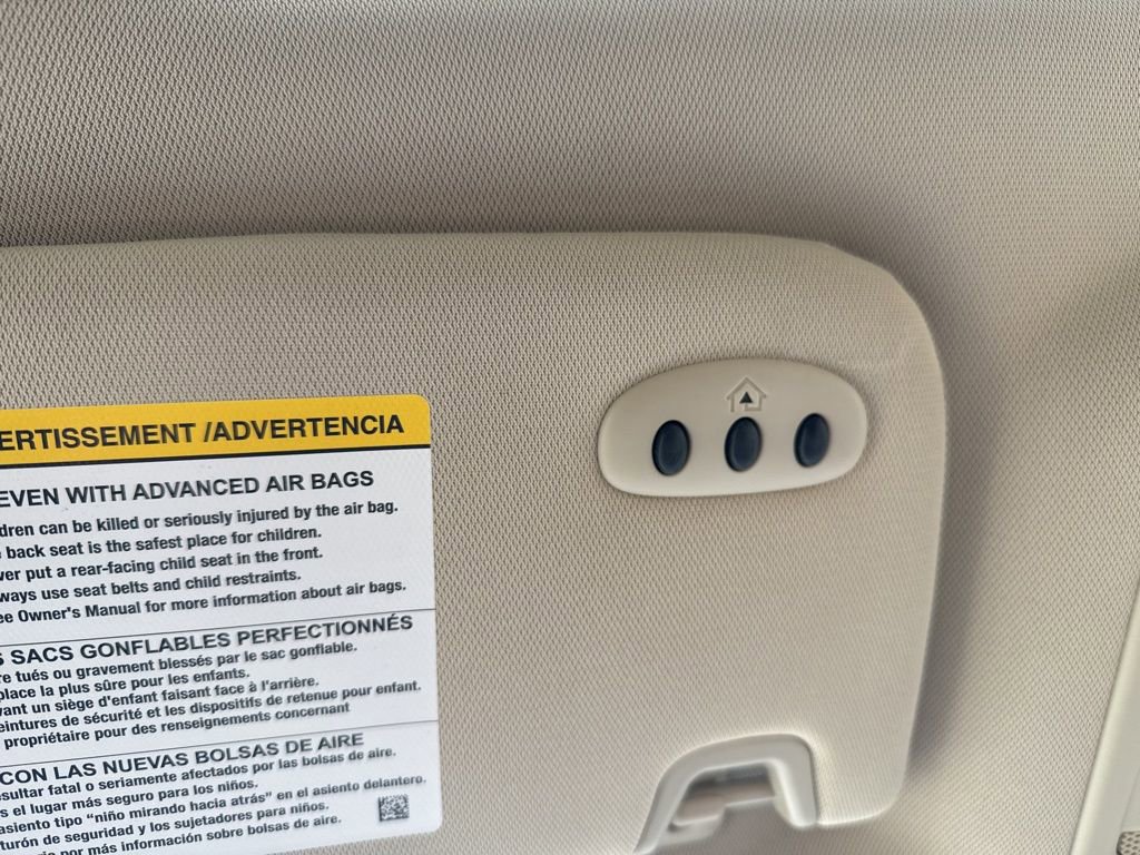 Used 2024 Ford Edge SEL w/ Convenience Package image 19