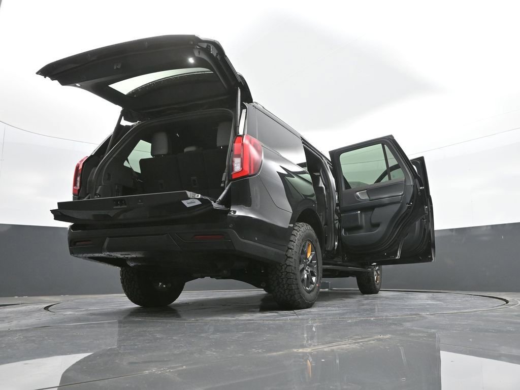 New 2025 Ford Expedition Tremor image 62