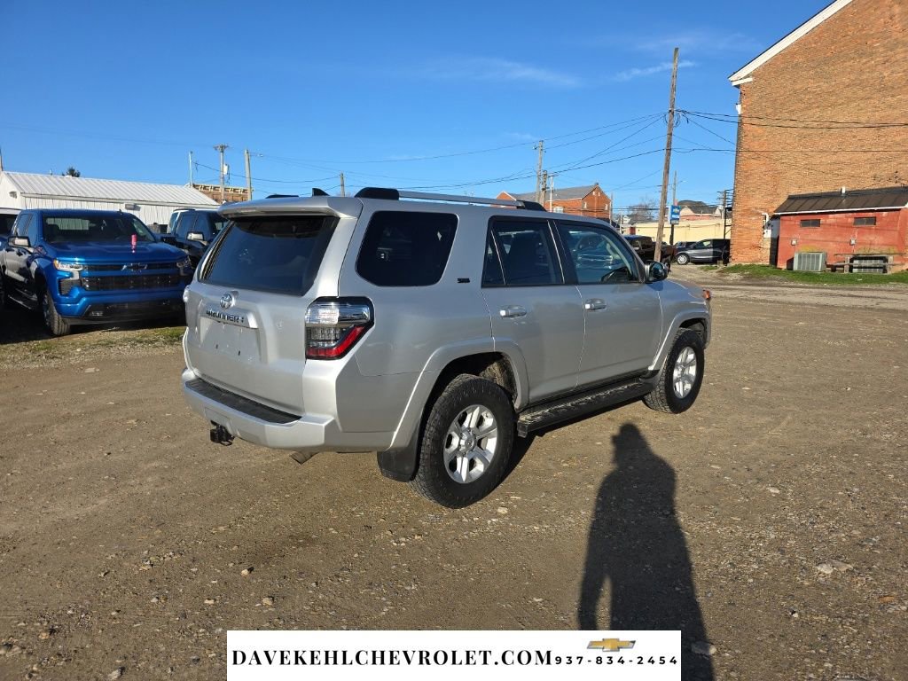 Used 2021 Toyota 4Runner SR5 image 5