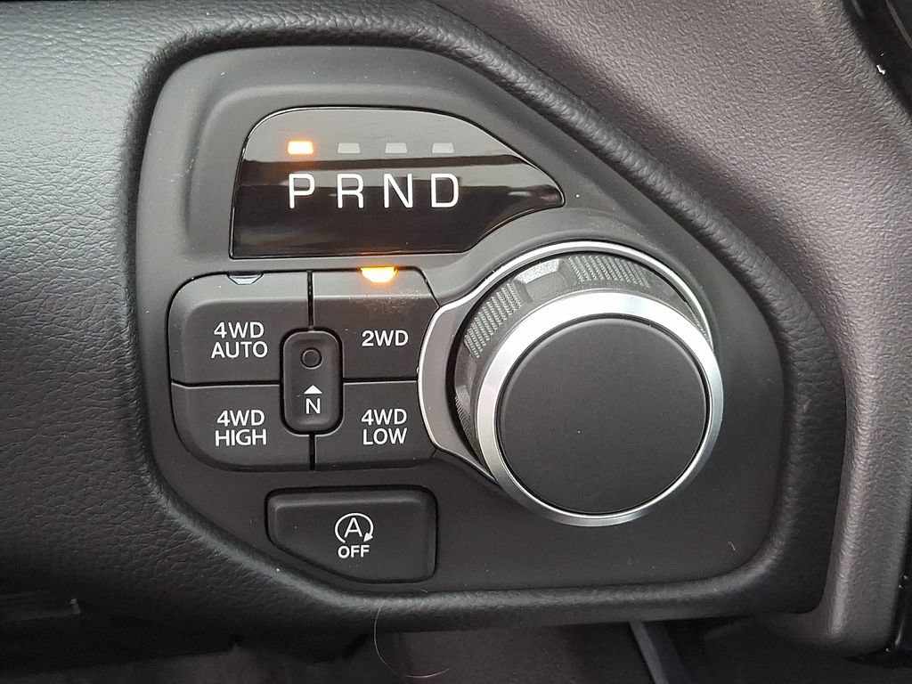 New 2027 RAM 1500 4x4 Crew Cab image 11