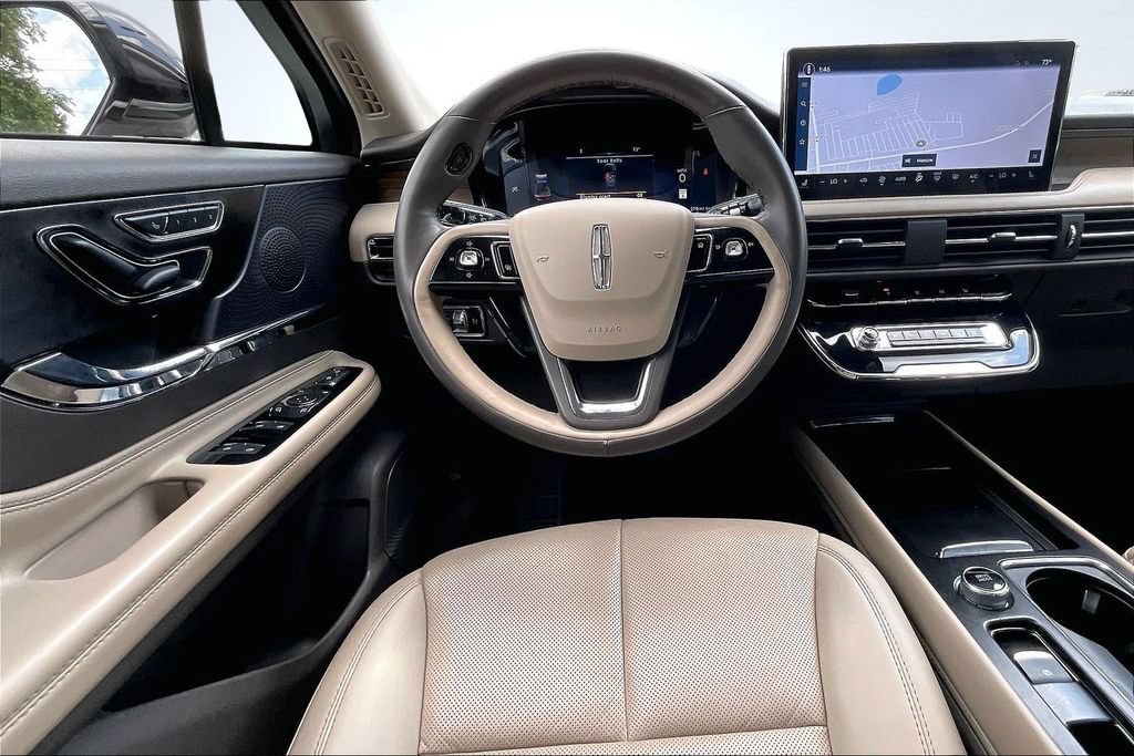 Certified 2023 Lincoln Corsair Reserve FWD image 10