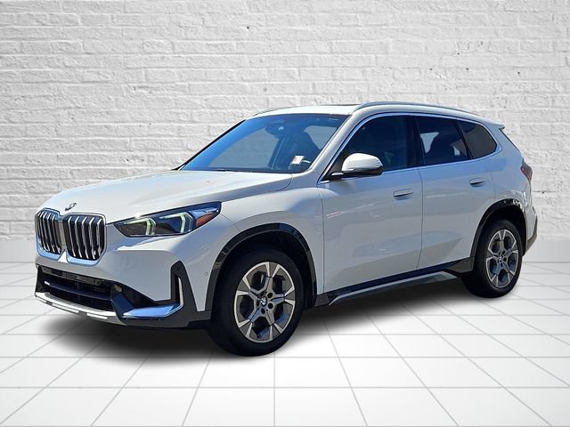 Used 2025 BMW X1 xDrive28i w/ Convenience Package AWD/4WD image 3