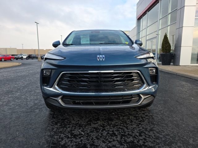 Used 2024 Buick Encore GX Preferred w/ Comfort Package image 2