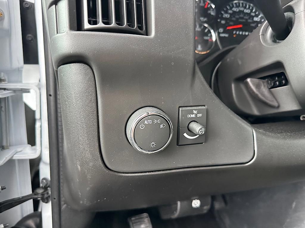 New 2025 Chevrolet Express 3500 Extended w/ Driver Convenience Package RWD image 18