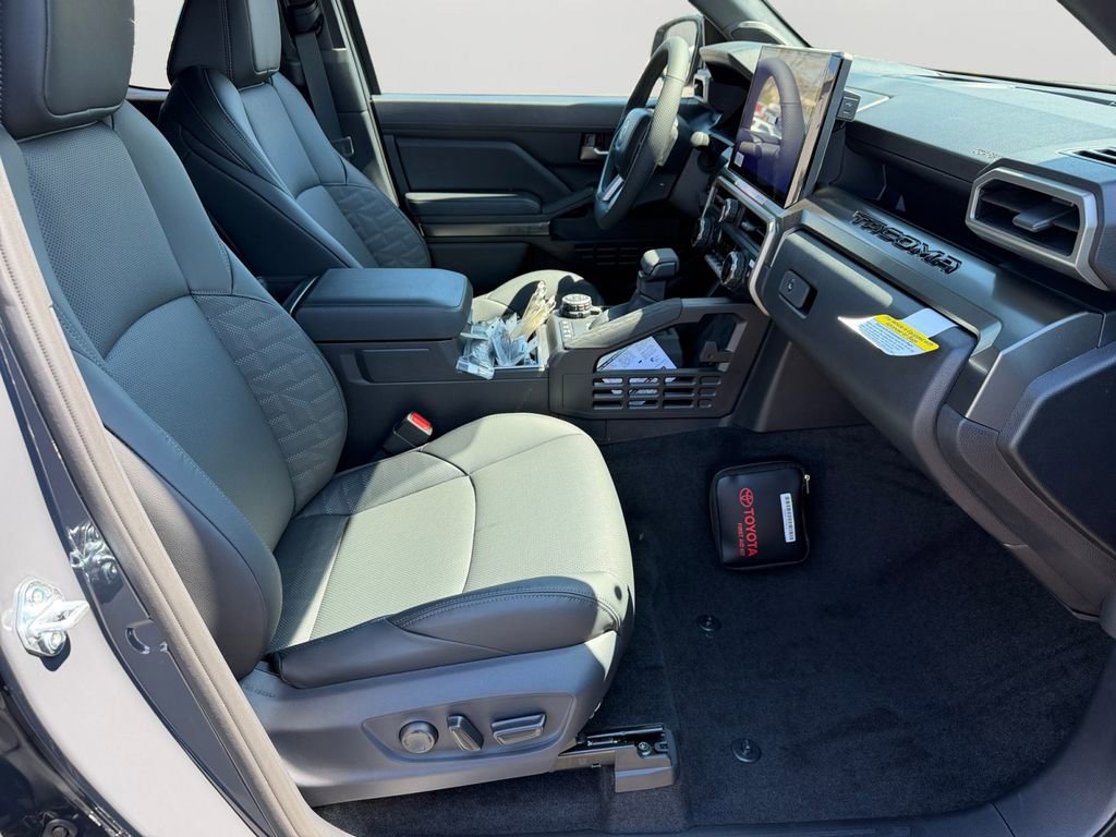 New 2026 Toyota Tacoma TRD Off-Road AWD/4WD image 11
