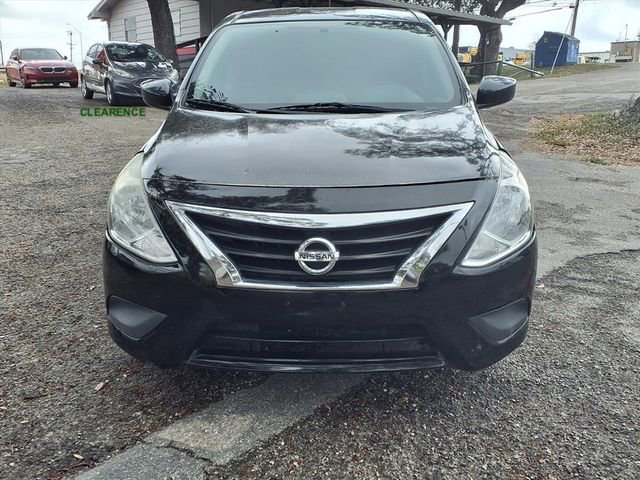 Used 2019 Nissan Versa S Plus image 2