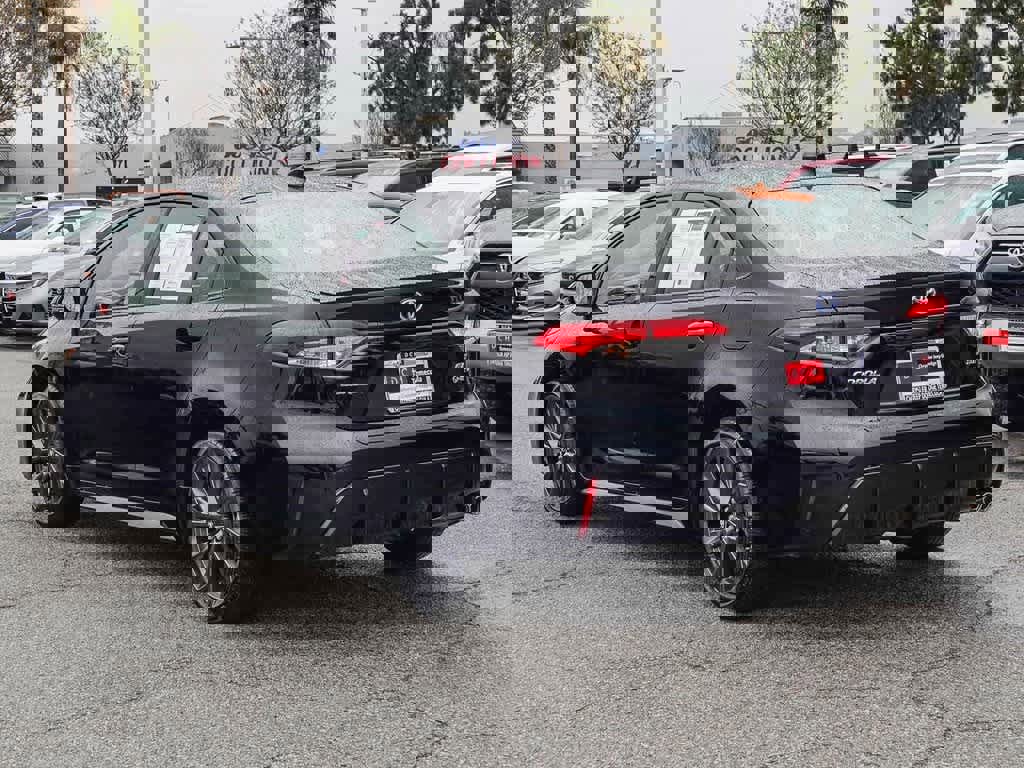 Used 2025 Toyota Corolla SE image 6