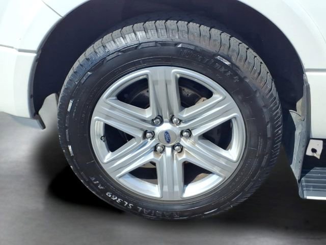 Used 2017 Ford Expedition EL Limited w/ Equipment Group 301A image 20