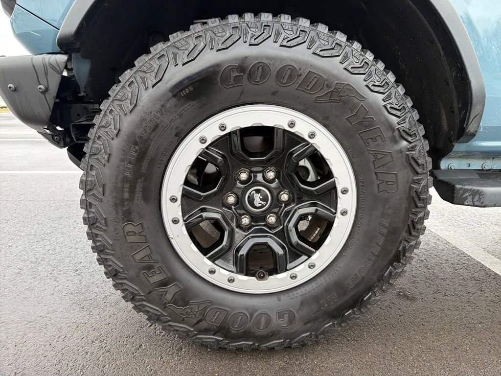 Used 2022 Ford Bronco Outer Banks w/ Sasquatch Package image 2