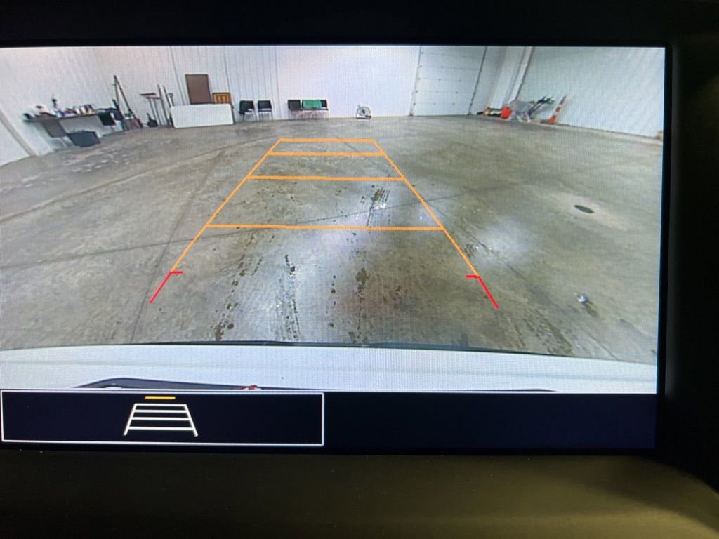 Certified 2023 GMC Acadia SLE w/ Driver Convenience Package image 19