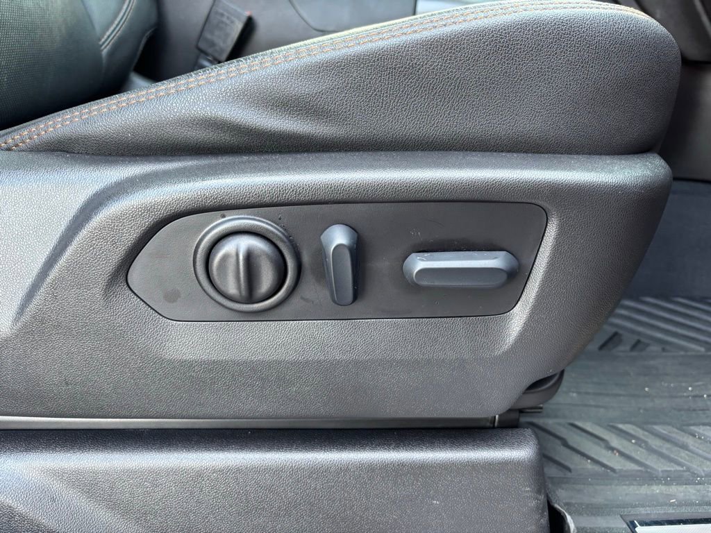 Used 2022 GMC Sierra 2500 AT4 w/ AT4 Premium Plus Package image 24