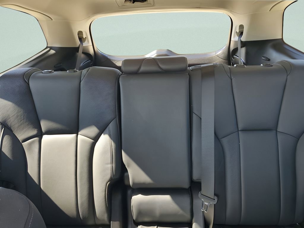Used 2022 Subaru Ascent Limited w/ Technology Package image 13