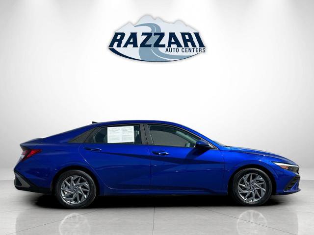 Used 2024 Hyundai Elantra SEL FWD image 2