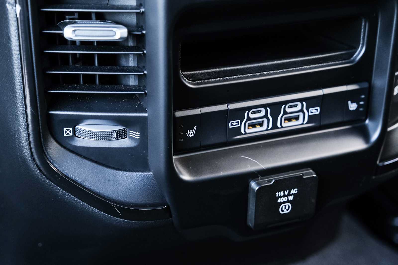 Used 2022 RAM 2500 Limited AWD/4WD image 55