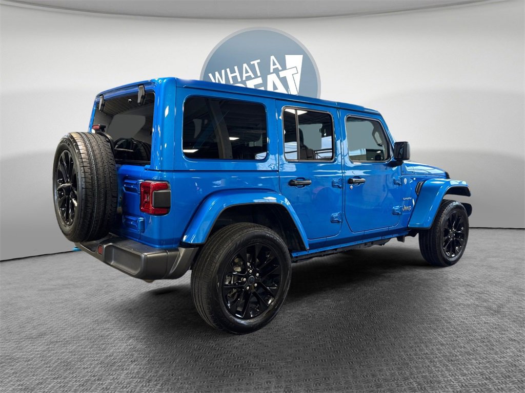 Used 2024 Jeep Wrangler Unlimited Sahara image 3