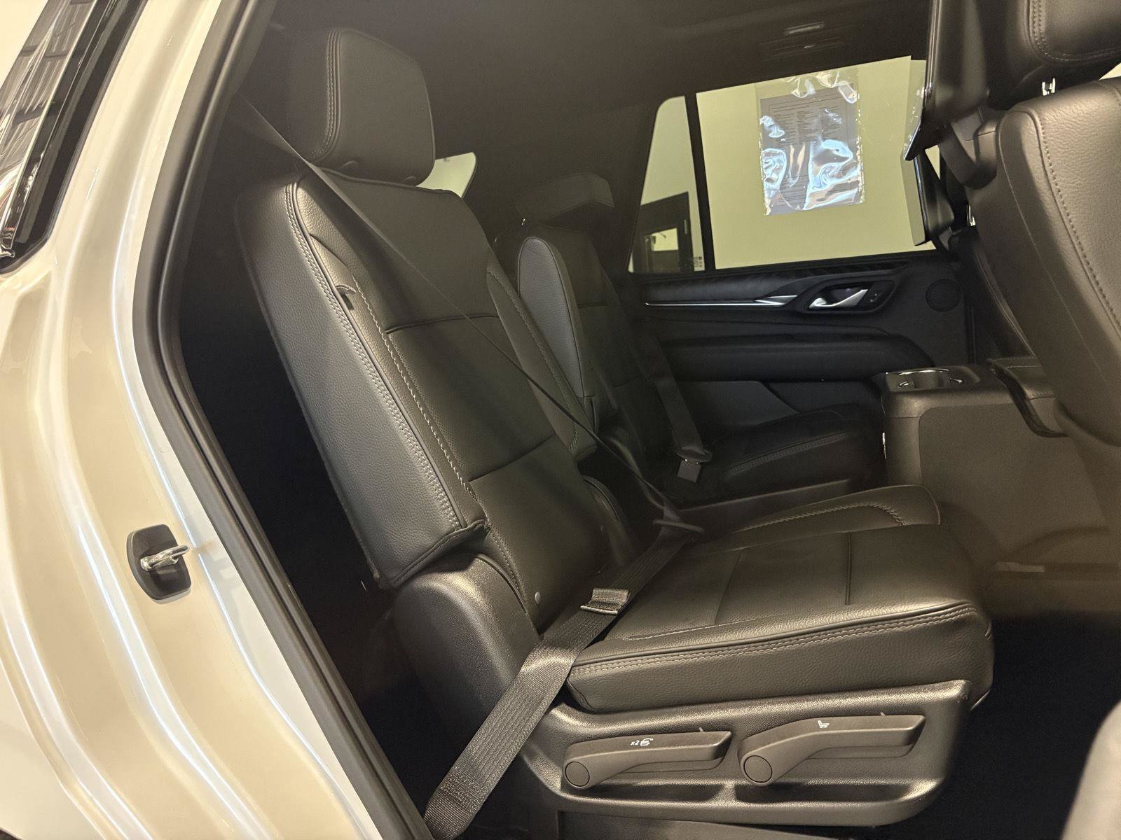 Used 2023 GMC Yukon Denali AWD/4WD image 57