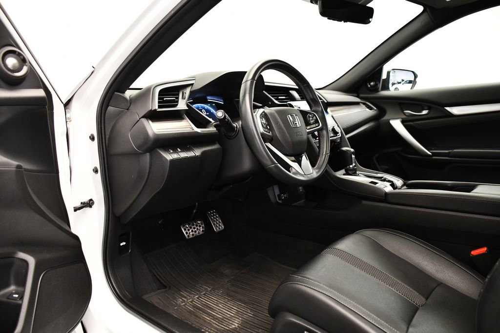 Used 2020 Honda Civic Touring image 36