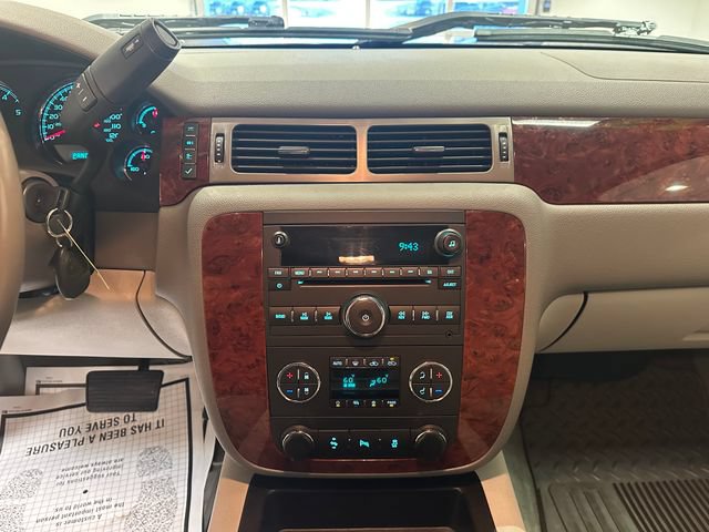 Used 2013 Chevrolet Silverado 2500 LTZ w/ LTZ Plus Package AWD/4WD image 10