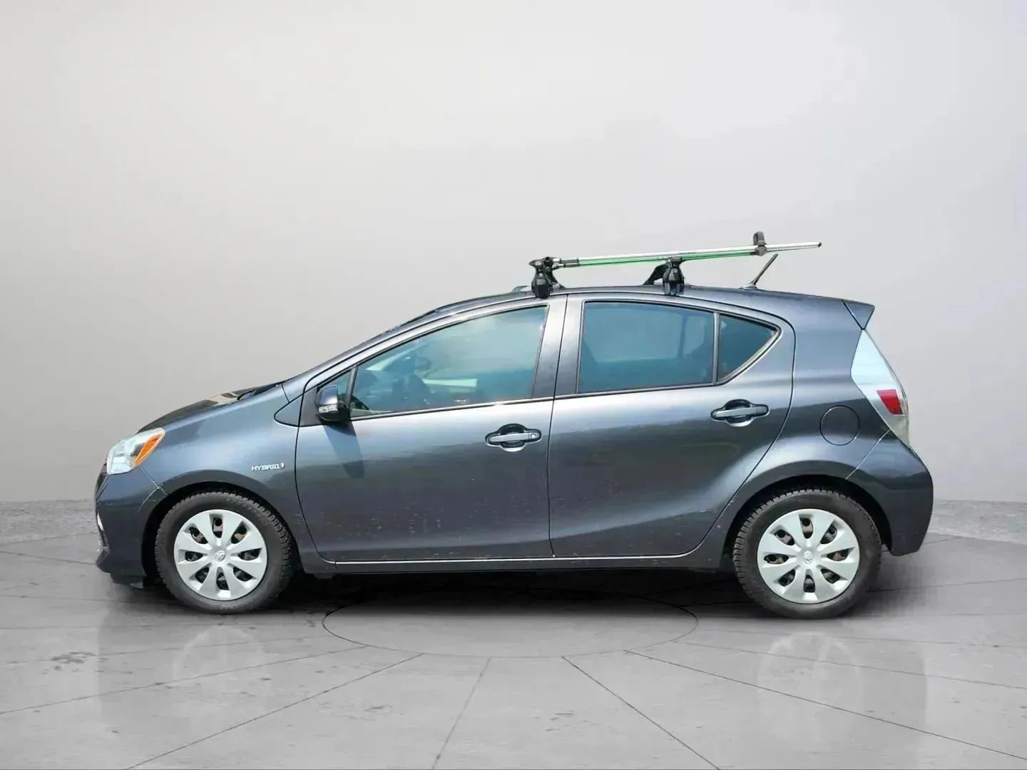 Used 2014 Toyota Prius C Two image 7