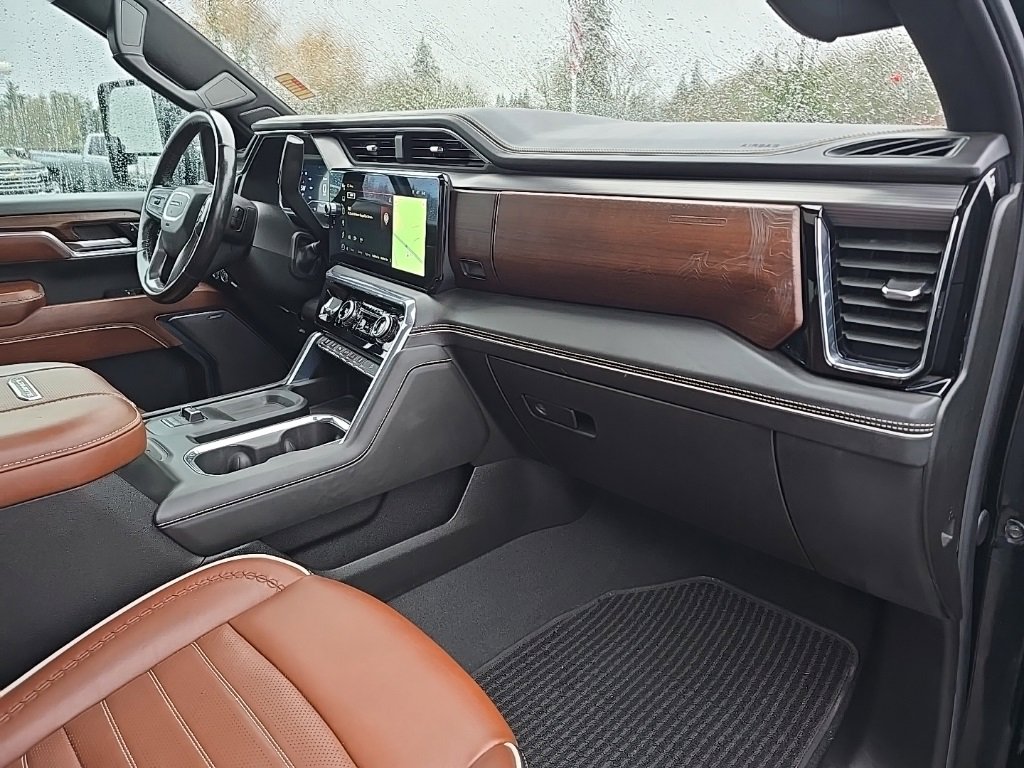 Used 2024 GMC Sierra 3500 Denali Ultimate image 37