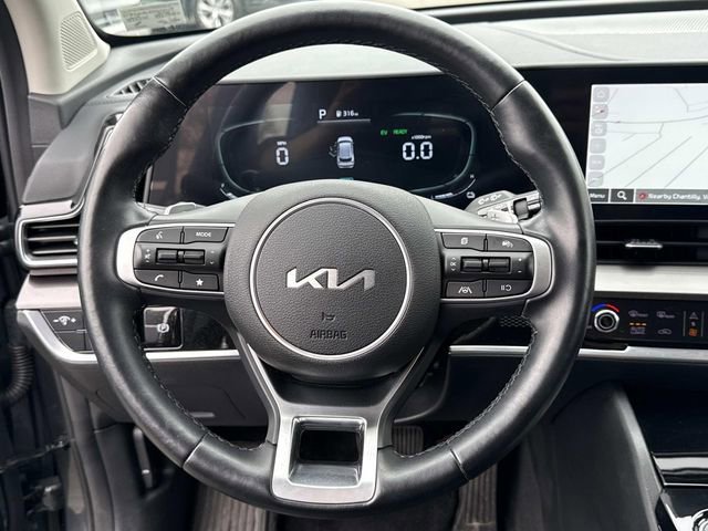 Used 2023 Kia Sportage EX image 18
