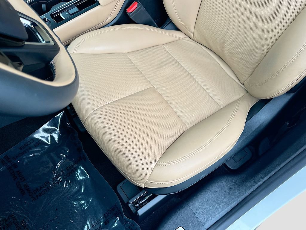 Used 2021 Lincoln Corsair Reserve image 19