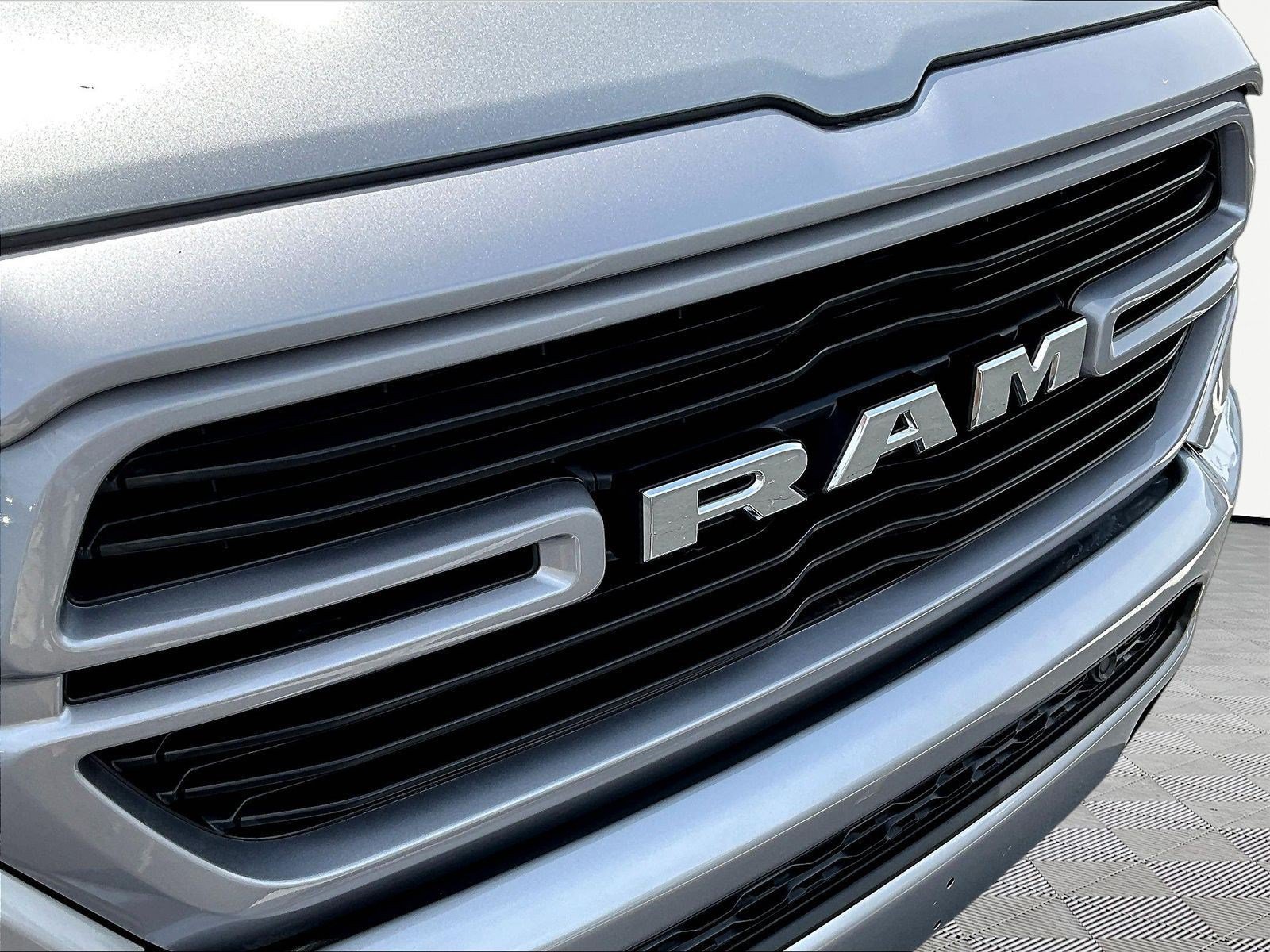 Used 2023 RAM 1500 Laramie AWD/4WD image 33