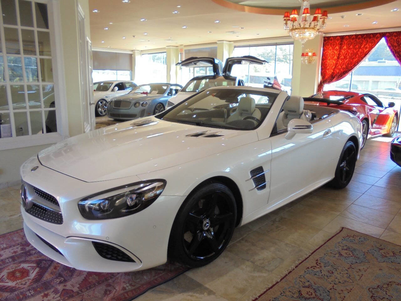 Used 2017 Mercedes-Benz SL 550 image 44