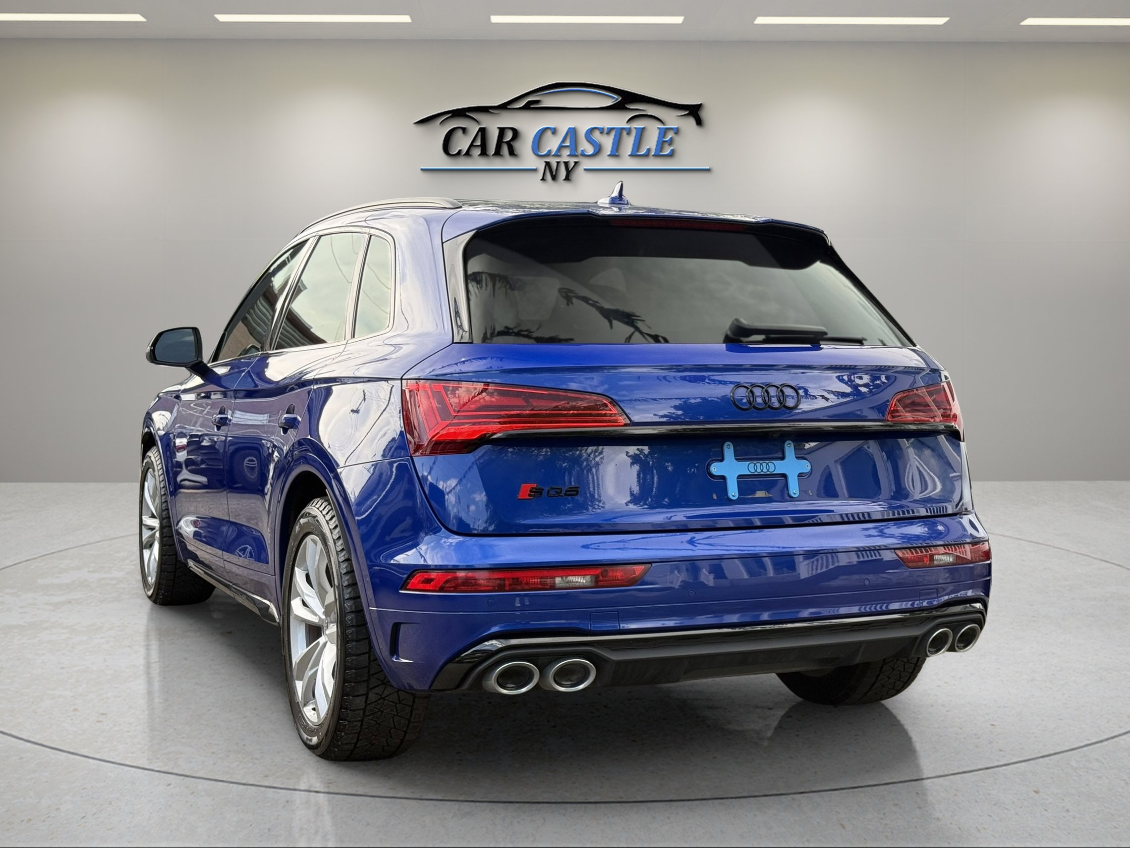 Used 2021 Audi SQ5 Premium Plus AWD/4WD image 11