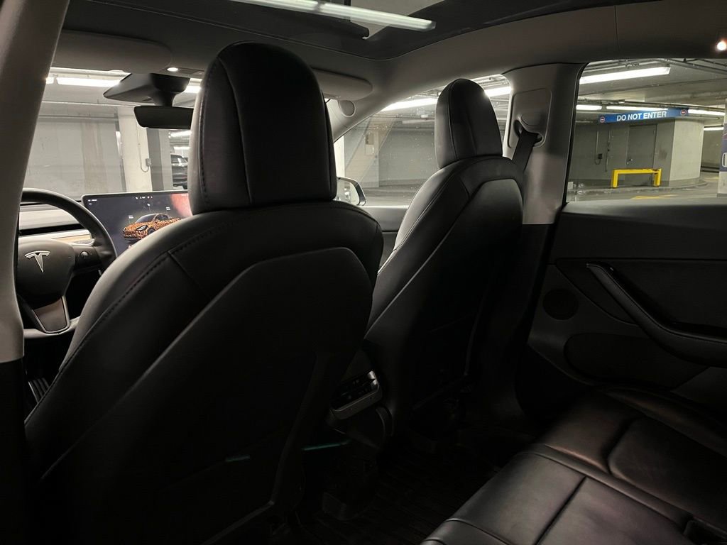 Used 2022 Tesla Model Y Performance image 20