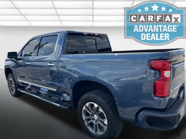 Used 2024 Chevrolet Silverado 1500 High Country w/ Z71 Off-Road Package AWD/4WD image 9