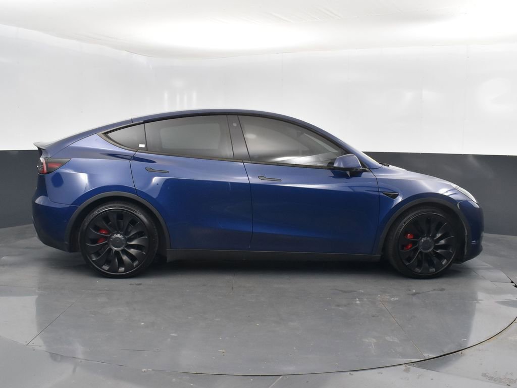 Used 2022 Tesla Model Y Performance image 3