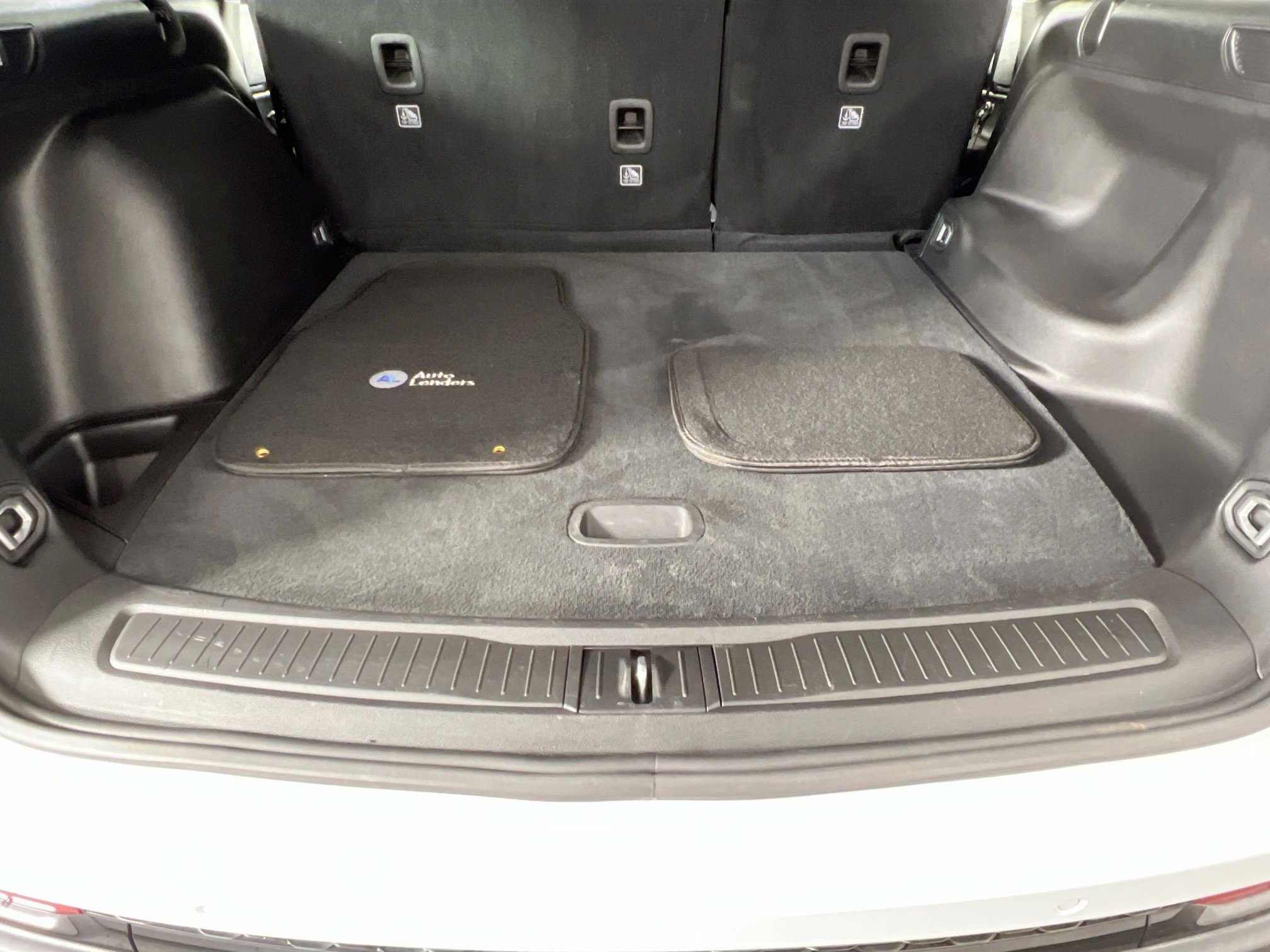 Used 2023 Jeep Grand Cherokee Altitude image 24