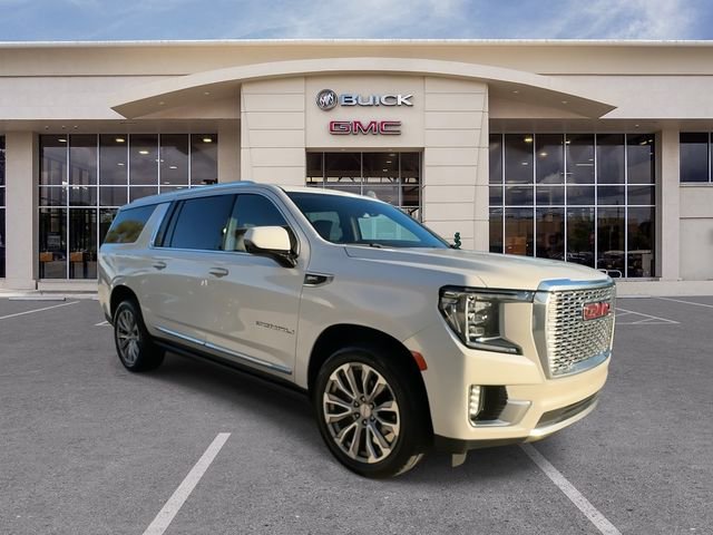 Used 2022 GMC Yukon XL Denali video 2