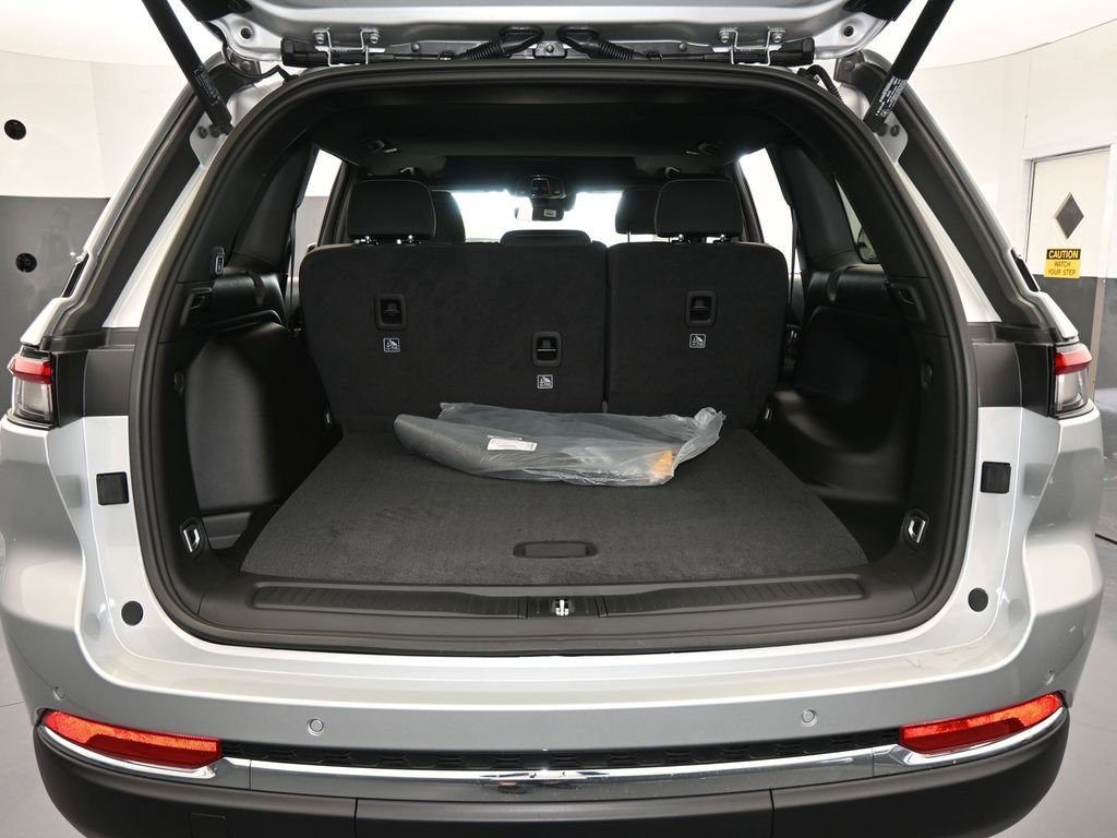 New 2026 Jeep Grand Cherokee Laredo X image 32