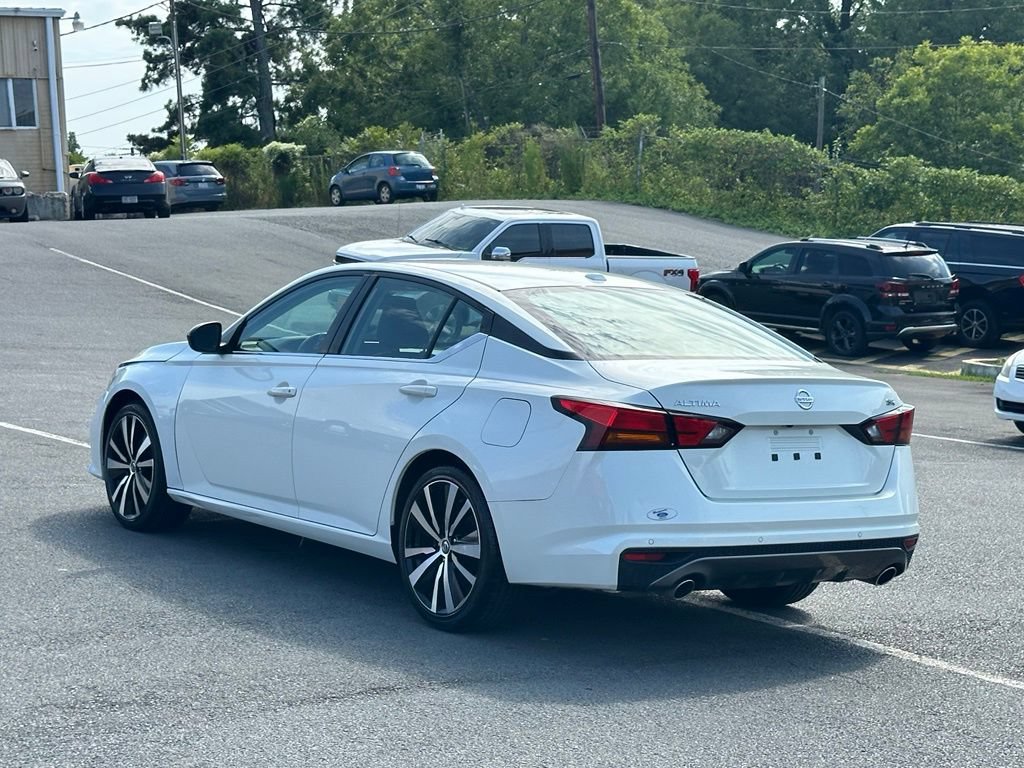 Used 2022 Nissan Altima 2.5 SR FWD image 6