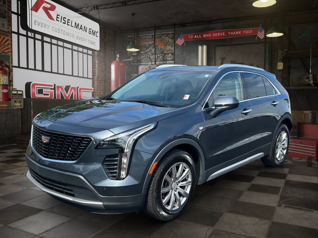Used 2019 Cadillac XT4 Premium Luxury w/ Driver Awareness Package FWD image 1