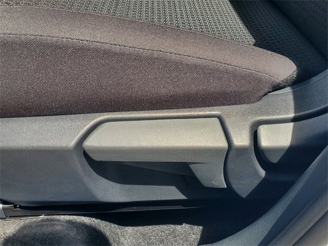 New 2025 Nissan Kicks S image 23