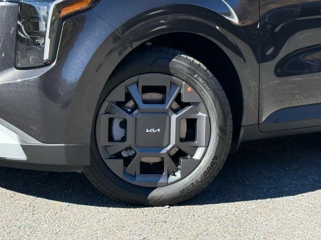 New 2026 Kia Carnival EX FWD image 31
