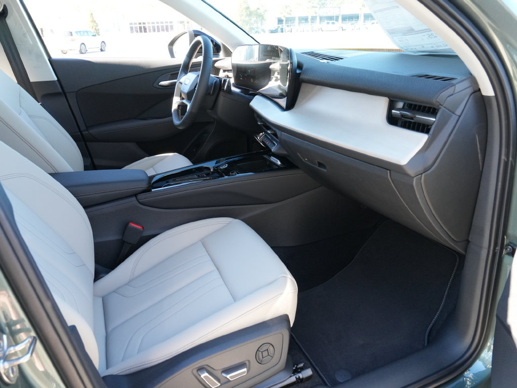 New 2026 Audi Q3 quattro 2.0T AWD/4WD image 11