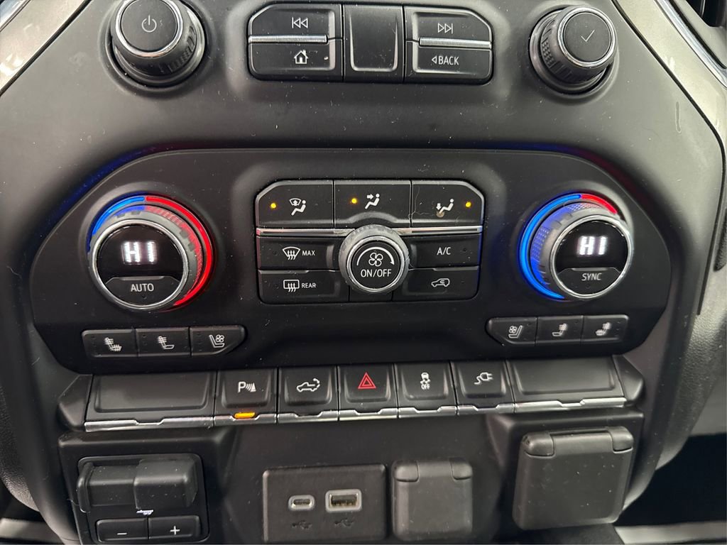 Used 2020 Chevrolet Silverado 2500 LTZ w/ LTZ Plus Package image 31