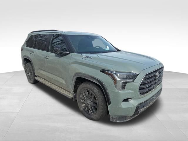 Used 2026 Toyota Sequoia Limited w/ Tow Technology Package image 10