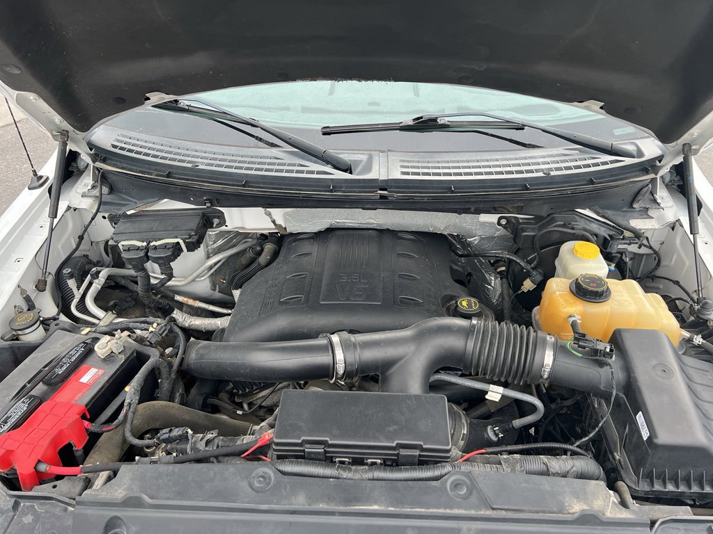 Used 2014 Ford F150 FX4 w/ Equipment Group 402A Luxury AWD/4WD image 31