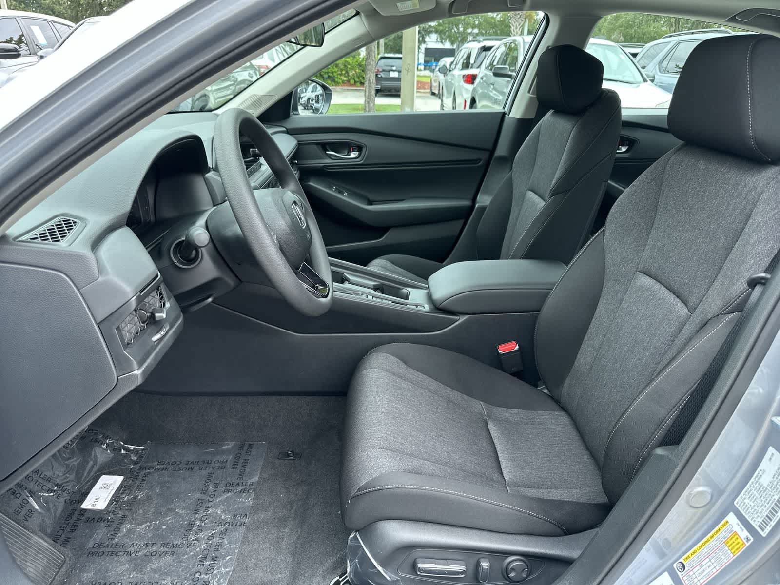 Used 2025 Honda Accord SE image 13