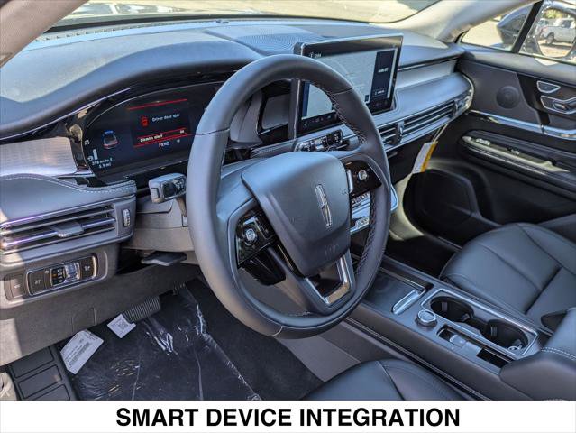 New 2025 Lincoln Corsair FWD image 8