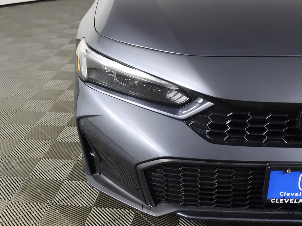 Used 2025 Honda Civic Sport image 13