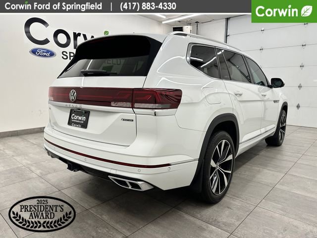 Used 2024 Volkswagen Atlas SEL Premium R-Line image 5