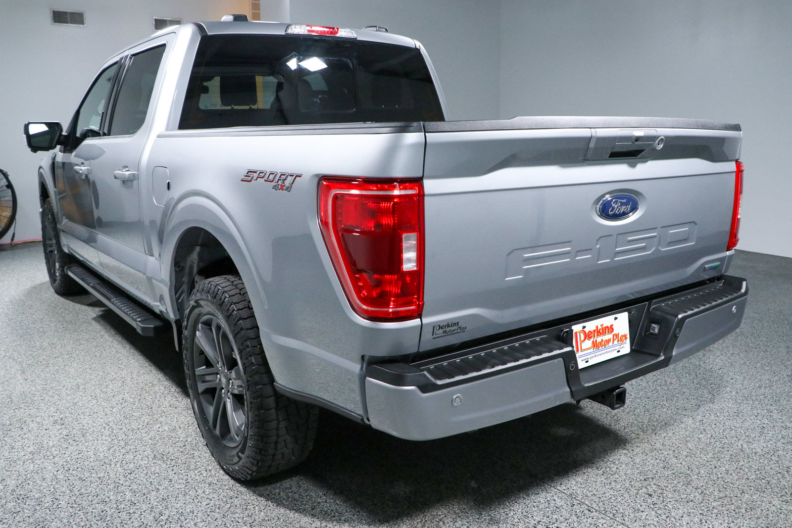 Used 2023 Ford F150 XLT w/ Equipment Group 302A High AWD/4WD image 9