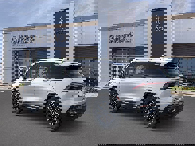 New 2026 Lincoln Nautilus Premier image 26