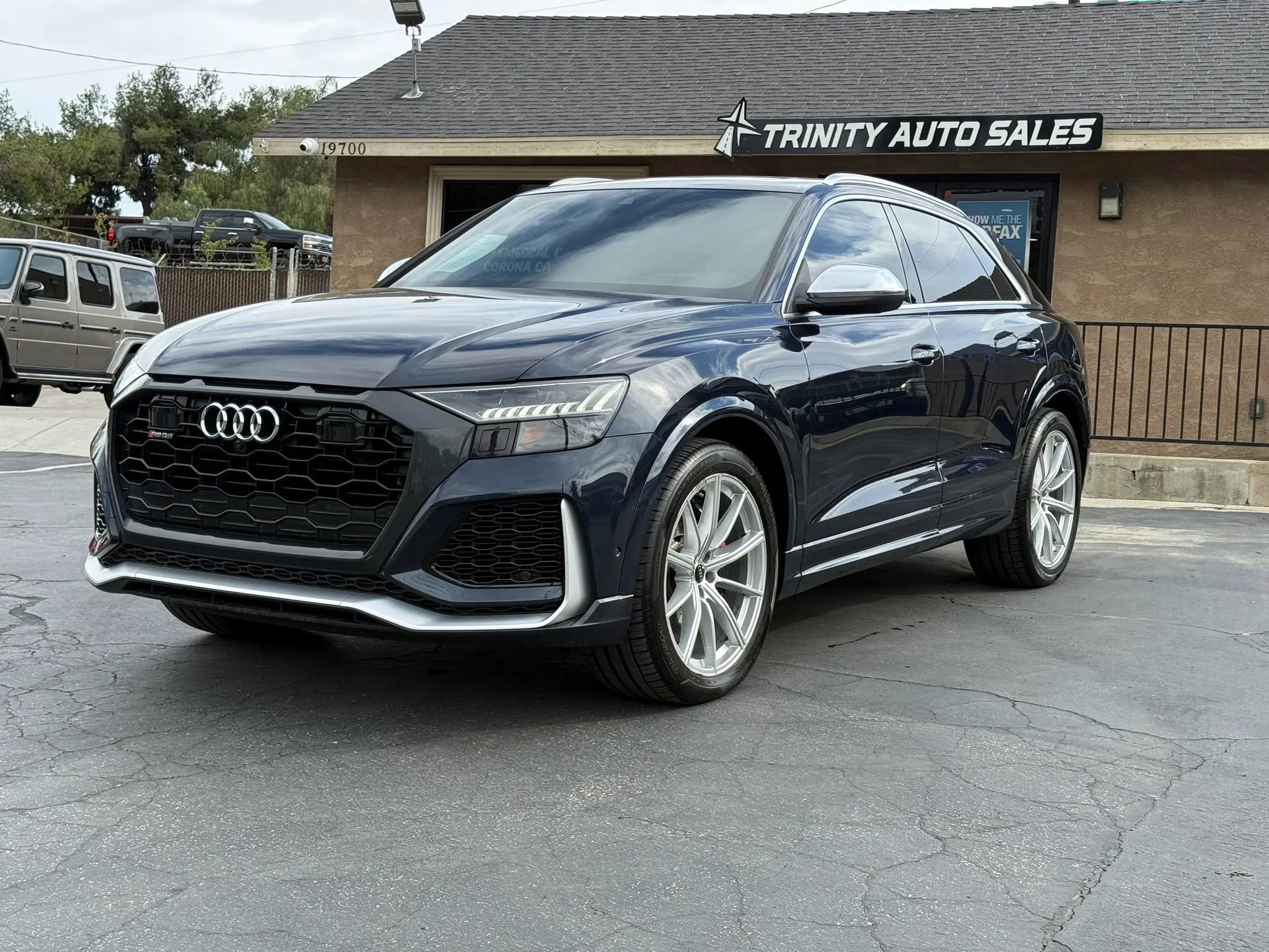 Used 2024 Audi RS Q8 w/ Executive Package image 1